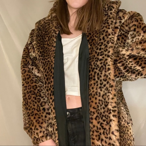 🐆 cheetah print faux fur coat with hood by duffel - Picture 7 of 8
